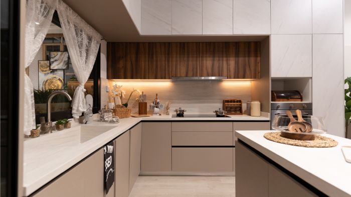 KITCHEN DESIGNS